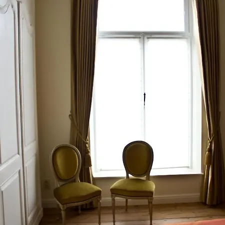 Bed & Breakfast Willaeys 2*